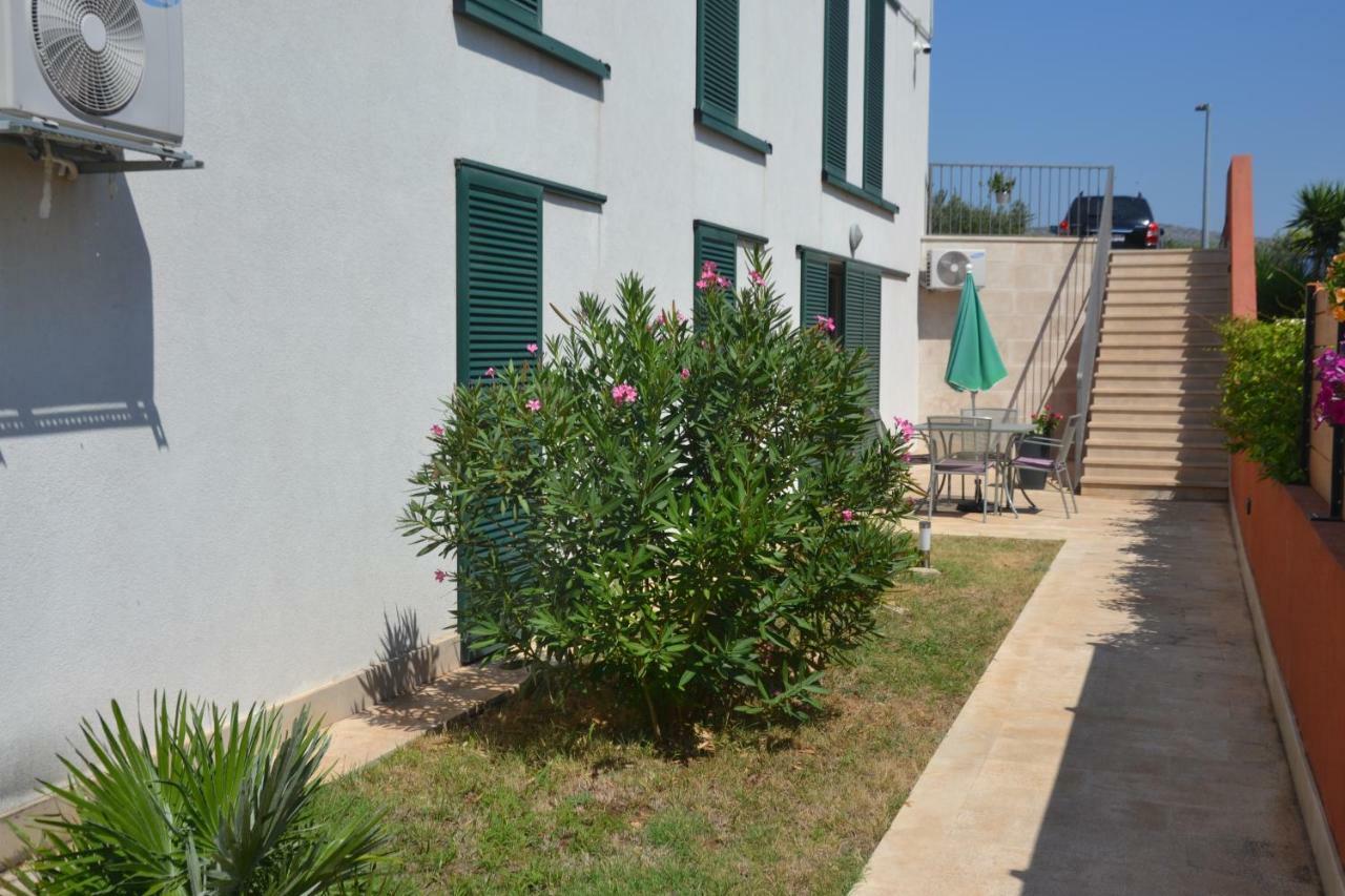 Villa Dada I Dida Milna  Exterior foto